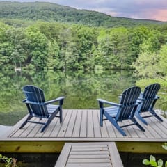 LallyBroch on the Lake by Mountain Oasis | Lakefront Cabin