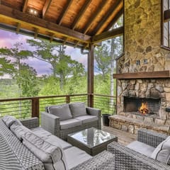 Mountain River Lodge | River View Cabin in Ellijay