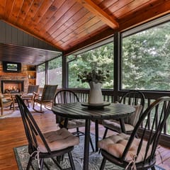 Chestnut Hills Lodge by Mountain Oasis | Luxury Blue Ridge Cabin