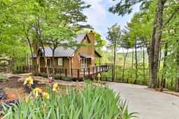 High Hopes by Mountain Oasis | Hot Tub & Mountain Views - Image 5