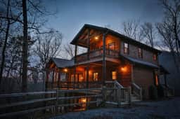Golden Oaks at Sugar Creek by Mountain Oasis | Blue Ridge Luxury - Image 3