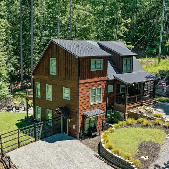 Francis Oaks by Mountain Oasis | Luxury Cabin in Coosawattee - Image 1