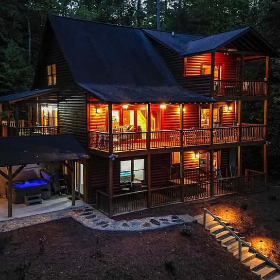 Grand Slam Riverhouse by Mountain Oasis | Riverfront Cabin - Image 1