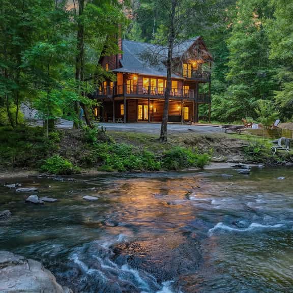 Rockin' River by Mountain Oasis | Trout Fishing Cabin Coosawatte - Image 1