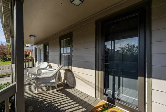 Downtown Bungalow by Mountain Oasis | Walking Distance to Square - Image 3