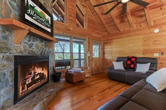 Misty Ridge | True Log Cabin Blue Ridge & Ellijay - Image 3