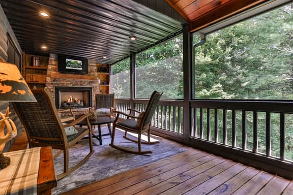 Chestnut Hills Lodge by Mountain Oasis | Luxury Blue Ridge Cabin - Image 2