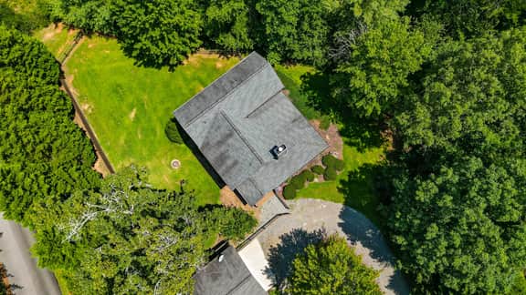 Chestnut Hills Lodge by Mountain Oasis | 4 Private Acres - Fence - Image 4