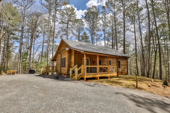 Owl's Roost by Mountain Oasis | Dog-Friendly Cabin in Coosawatte - Image 1